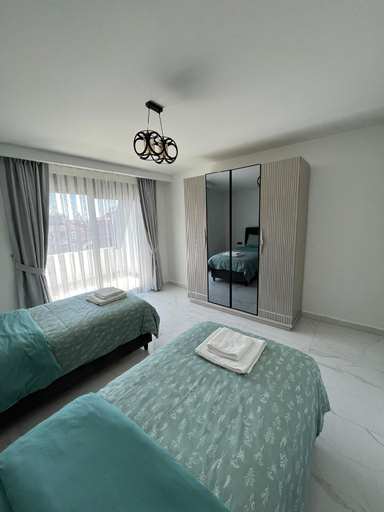 Bedroom 2, 3+1 Duplex 500 Meters to Cleopatra Beach, Alanya