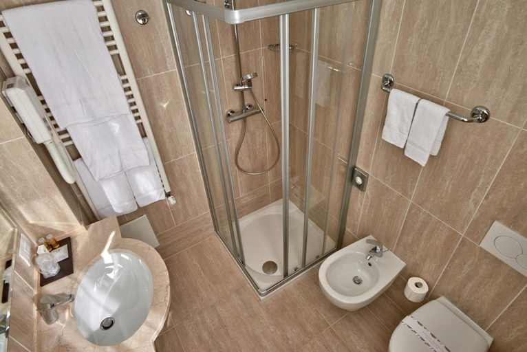 Bathroom 5, Hotel Bellavista, Como