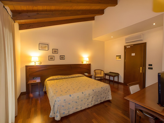 Bedroom 2, Hotel Conteverde, Reggio Nell'Emilia
