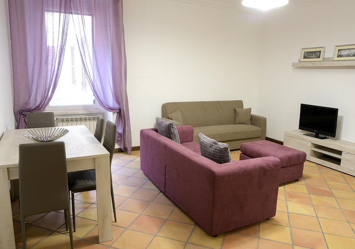 Others 5, Colosseum Family Apartment , Roma