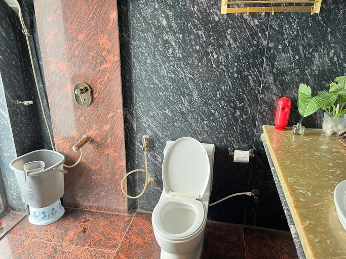 Bathroom 3, JJK AT STAY HOME, Dehradun