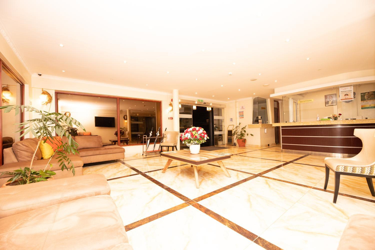 Public Area 3, West Lerruat Hotel, Langata