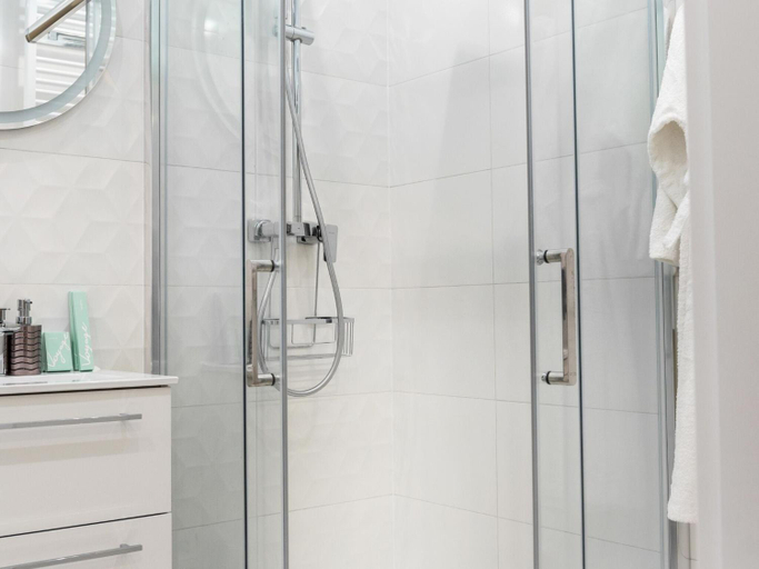 Bathroom 3, Comfortable studio with terrace in Dziwnow, Kamień