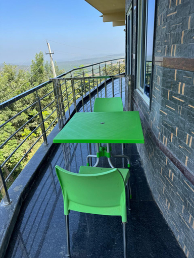 Public Area 3, Rashi Z View Estate Stay, Chikmagalur