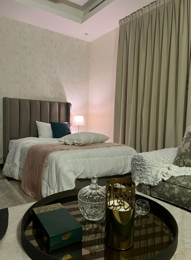 Guestroom, استديو مودرن لنساء فقط نعتذر من الرجال Modern studio for women only we apologize to men, Riyadh