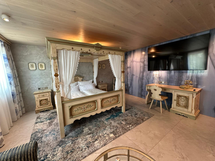 Bedroom 4, Hotel Fohlenhof, Mühldorf am Inn