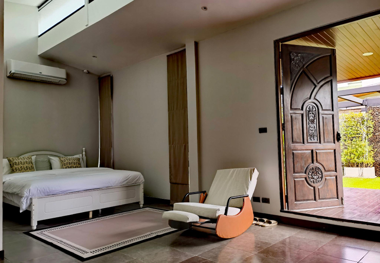 Bedroom 3, The Thonglor Retreat, Wattana