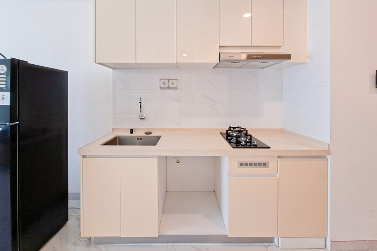 Others 2, Scandinavian Urban 2BR at Sky House BSD Apartment By Travelio, Tangerang Selatan