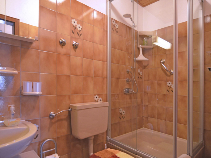 Bathroom 3, Modern Escape in Niedersfeld, Hochsauerlandkreis