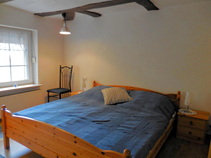 Bedroom 2, Wohnung in Leuderode beim Wildpark, Schwalm-Eder-Kreis
