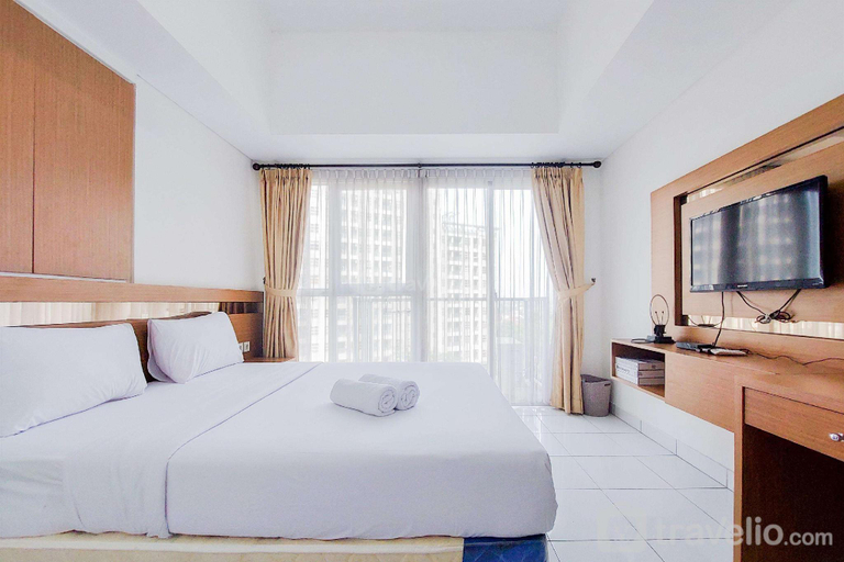Bedroom 3, Warm Enjoy Living Studio Casa de Parco By Travelio, Tangerang