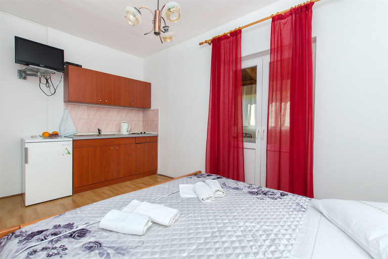 Private kitchen 5, Apartments and Rooms Stjepan, Jelsa