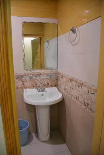 Bathroom 5, Hotel Rock Star, Naran, Hazara