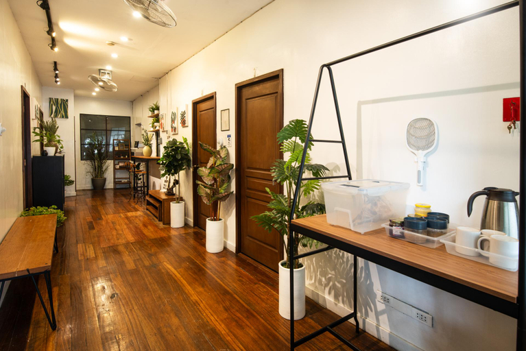 Others 3, Private Room 06 - Poblacion Makati House, Makati City