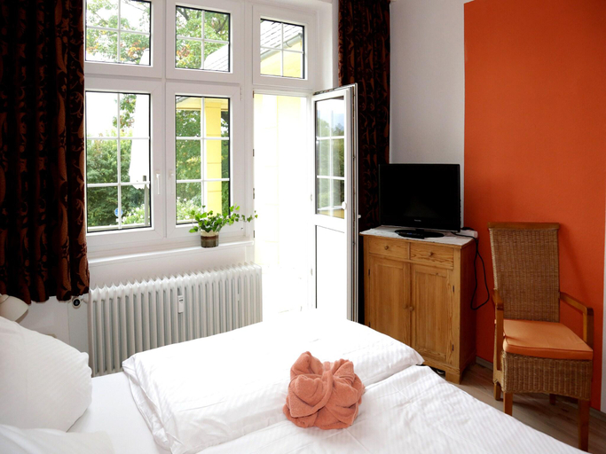 Bedroom 2, Ferienwohnung Wintergarten in Bad Pyrmont, Hameln-Pyrmont