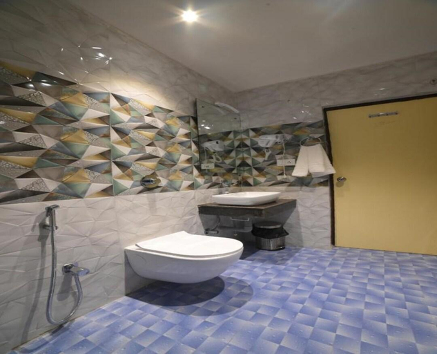 Bathroom, HOTEL BIPASHA, South Andaman