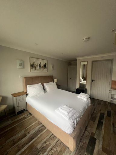 Bedroom, Maple, Country Chalet in Pegsdon, Central Bedfordshire