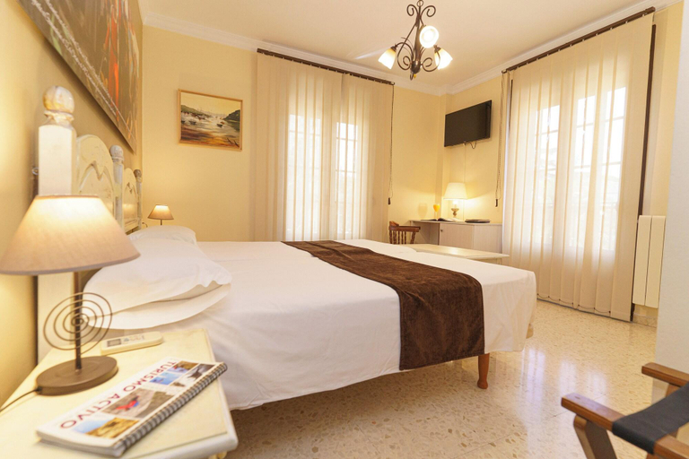 Bedroom 3, Colon, Málaga