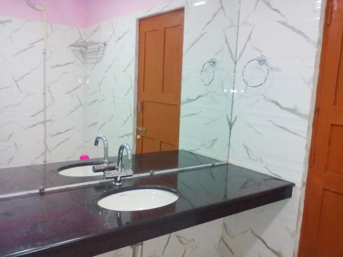 Bathroom 4, Coconhuts Beach Resort-Neil Island, South Andaman