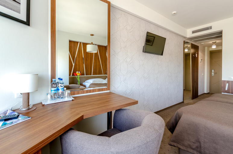 Bedroom 3, Tourist Hotel Complex, Dniprovs'kyi