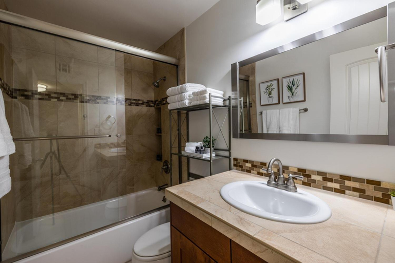 Bathroom 3, Scottsdale Orange Blossom, Maricopa