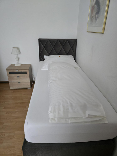 Bedroom 2, Gasthof Einhaus, Borken
