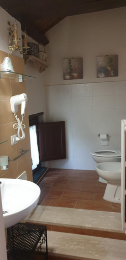 Bathroom 3, Il rifugio del duca, Benevento