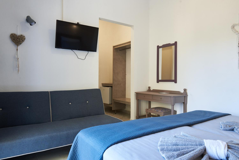 Others 4, HOTEL ATHINA, South Aegean