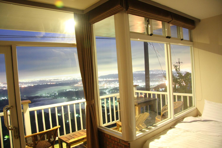 Food & Drinks 4, Sky lounge B&B, Nantou