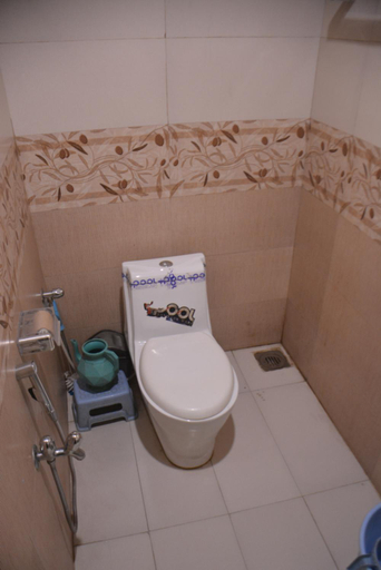 Bathroom 4, Hotel Rock Star, Naran, Hazara