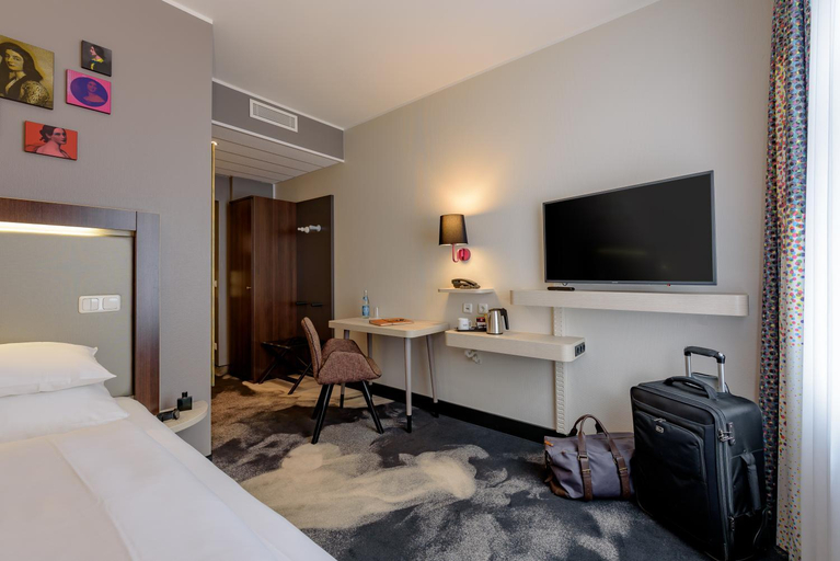 Bedroom 3, Mercure Hotel Munich Olympiapark, München