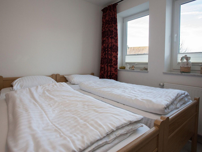 Bedroom 2, Ferienwohnung in der Nahe des Skigebietes, Hochsauerlandkreis