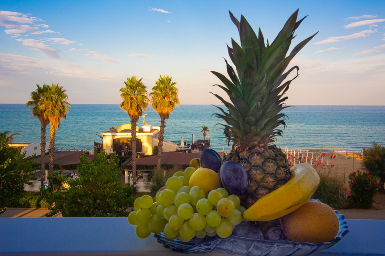 Food & Drinks, Hotel Flora, Teramo