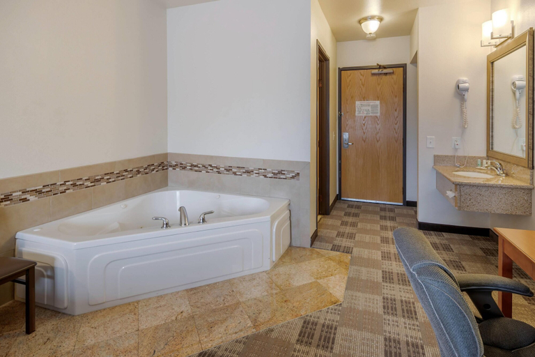 Bathroom 4, Quality Inn Kenai, Kenai Peninsula