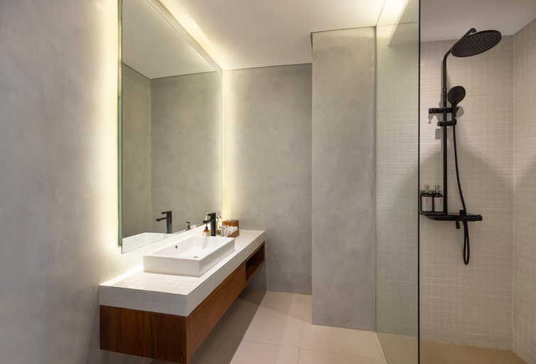 Bathroom 5, Dialoog Seminyak, Badung