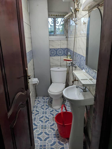 Others 2, RESIDENCE 2K Studio Meuble-Chapelle Symbock-Gardien-WIFI-Location Vehicule, Mfoundi