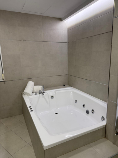 Bathroom, Hotel Nuevo Palas, Granada