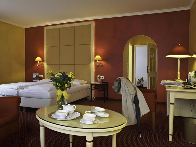 Bedroom 4, DORMERO Hotel Coburg, Coburg