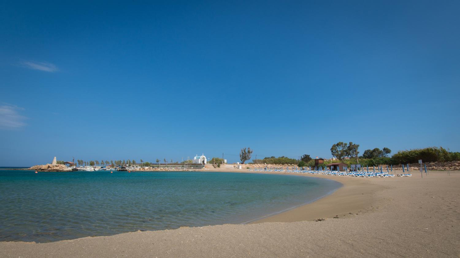 View 5, By The Beach - Sea Pearl Villa