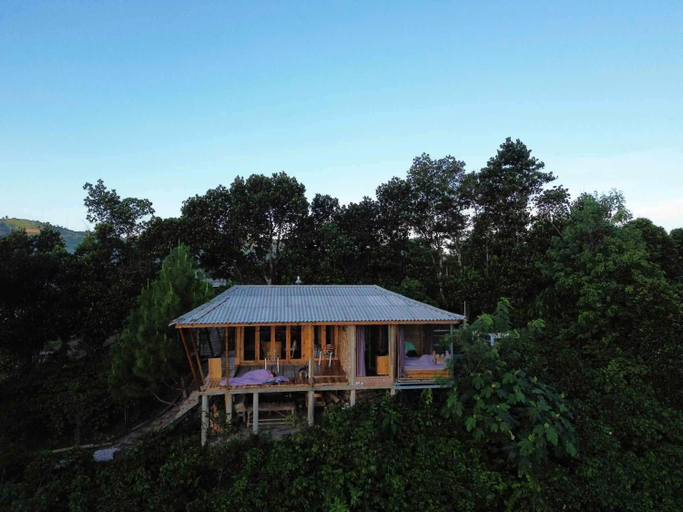 Others 5, Nam mua Bungalows, Hướng Hóa