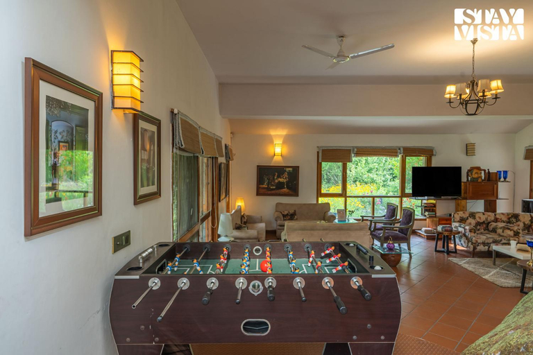 Food & Drinks 4, StayVista at Moets Waterfront Estate 3 BR Raison, Kullu