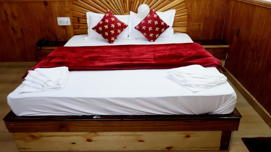 Bedroom 2, Hotel Him Parvat, Kullu
