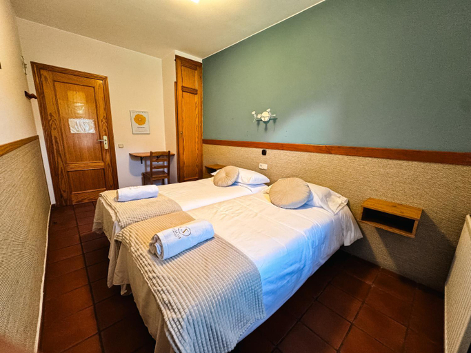 Bedroom 4, Hotel de Montana Uson, Huesca
