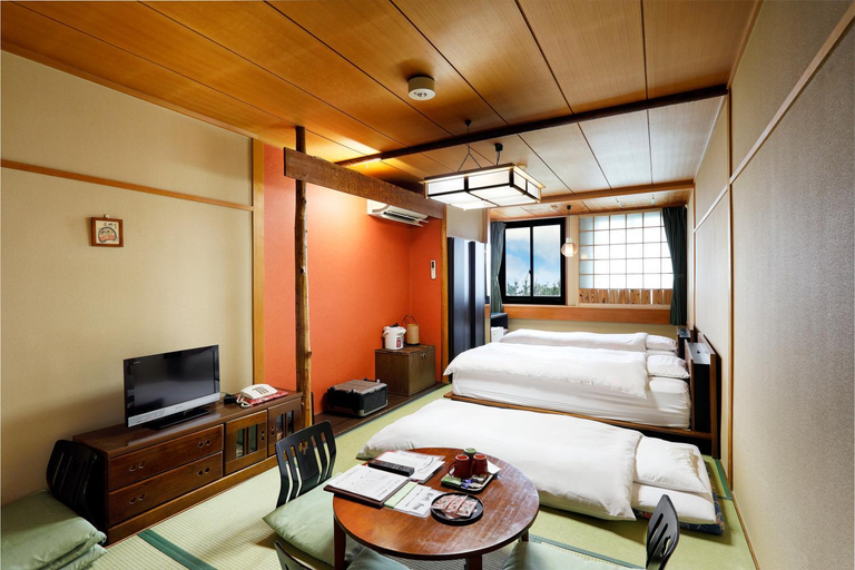 Bedroom 3, Yadoya Tsubaki, Aomori