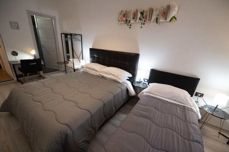 Others 5, Luz de Salento B&B, Lecce