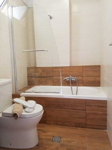 Bathroom 5, Asteria Hotel, Peloponnese