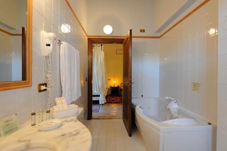 Bathroom 5, Ripa Relais, Perugia