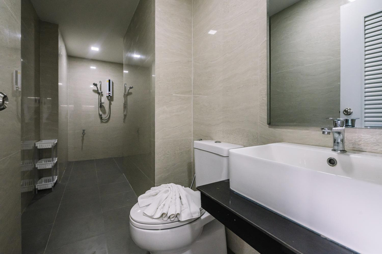 Bathroom 3, Aston Residence hatyai, Hat Yai