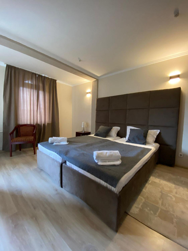 Bedroom 2, Phorto Bella, Ulanskiy