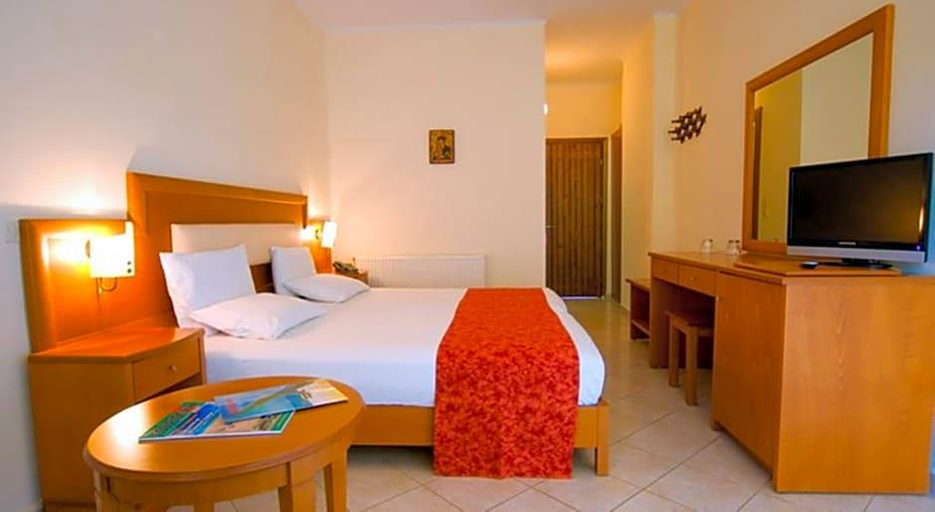 Bedroom 3, Porfi Beach Hotel, Central Macedonia